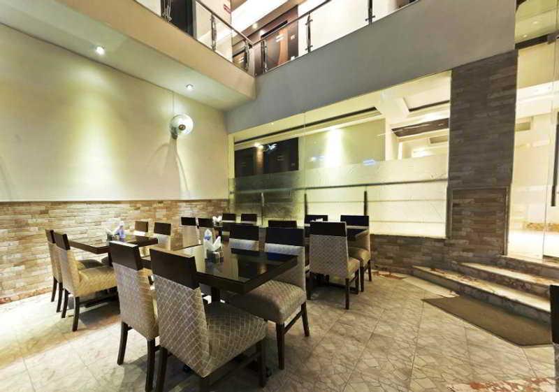 Fabhotel Marble Arch Karol Bagh Delhi  Ngoại thất bức ảnh