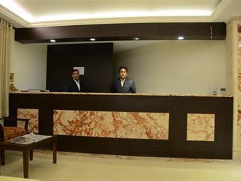 Fabhotel Marble Arch Karol Bagh Delhi  Ngoại thất bức ảnh