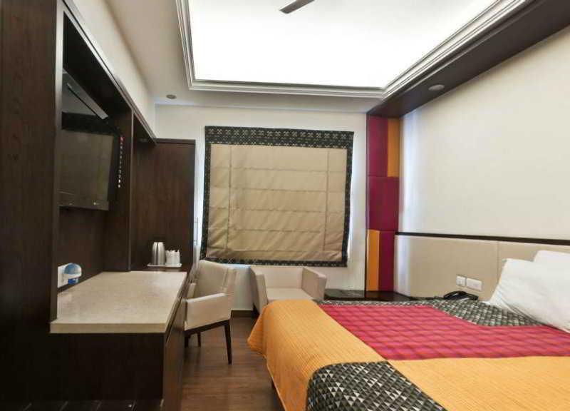 Fabhotel Marble Arch Karol Bagh Delhi  Ngoại thất bức ảnh